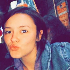 Meet your Posher, Krystin